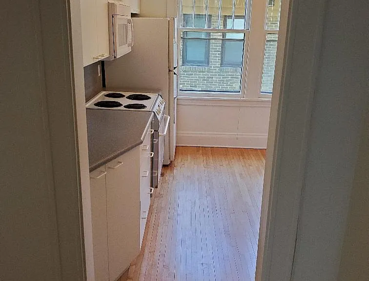 1312 Douglas Ave #2 — Photo 21