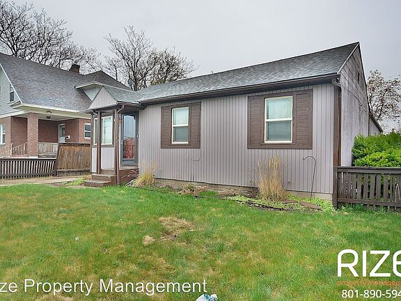 3rd image of 68 E Louise Ave