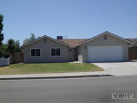 1st image of 873 Moffat Dr