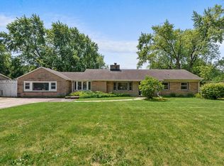 13715 W Cardinal Pkwy, New Berlin, WI 53151