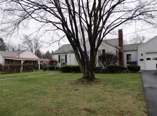 5 Kenway Dr, Springfield, MA 01104