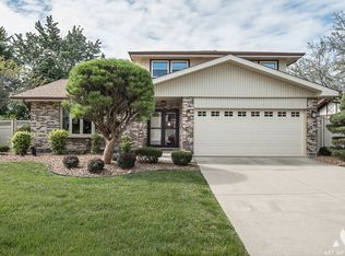 8251 165th St, Tinley Park, IL