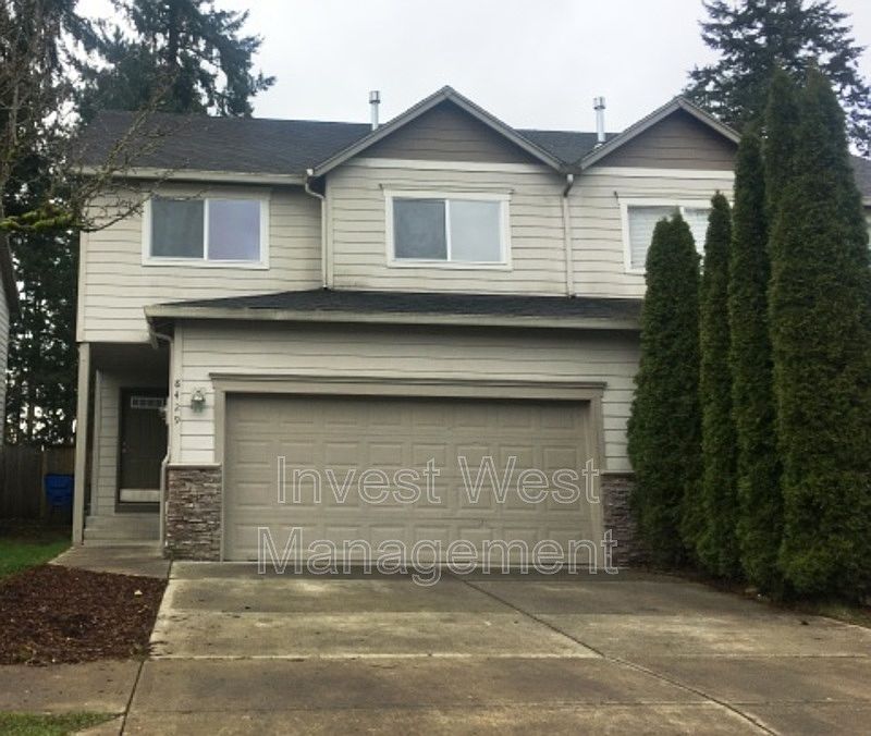1st image of 8429 NE 36th Cir