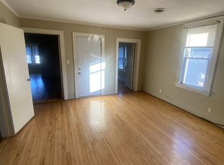 2418 University Ave NE, Minneapolis, MN 55418