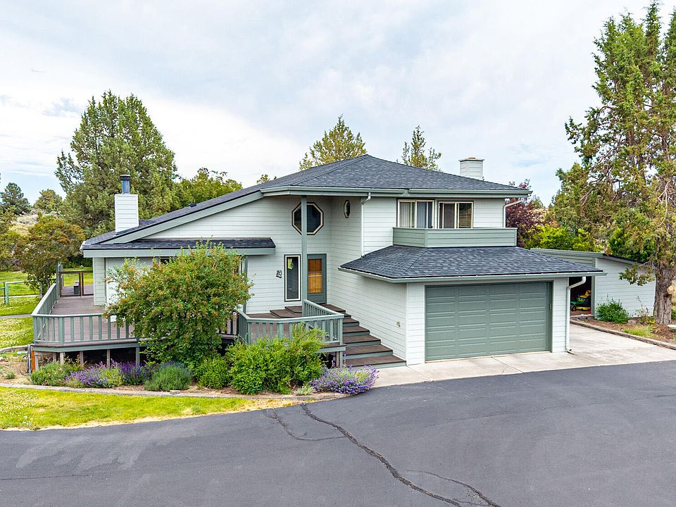 1st image of 61670 Somerset Dr