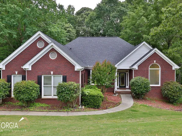 2411 River Run Dr, Dacula, GA 30019