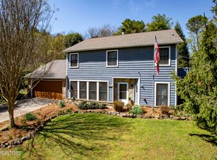 1609 Chandler Rd, Knoxville, TN 37922