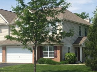 5501 Wildspring Dr, Lake In The Hills, IL 60156