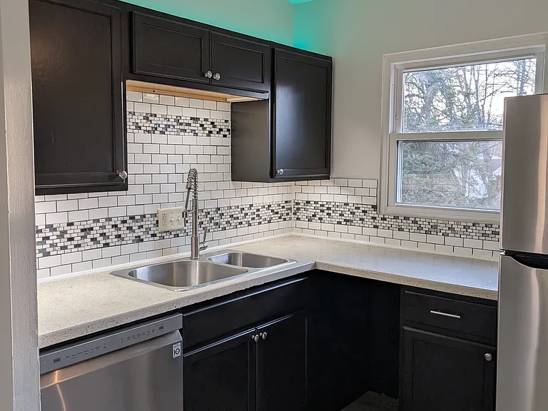 830 S Jenkins Blvd #B — Photo 11
