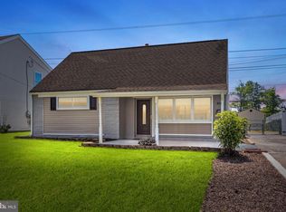 814 Winder Dr, Bristol, PA