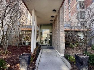 39 Upper Duke Cres #518, Markham, ON L6G 0B8