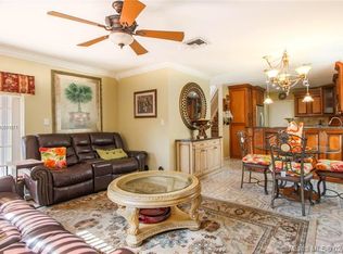 15126 SW 143rd Ter, Miami, FL 33196