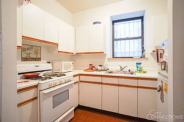 Rented by City Connections Realty