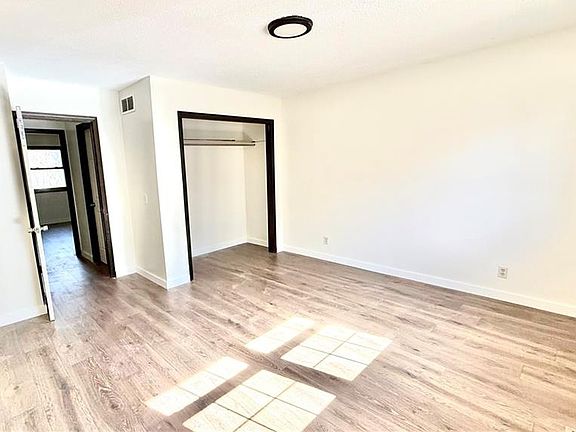 5th image of 3017 Hampton Rd