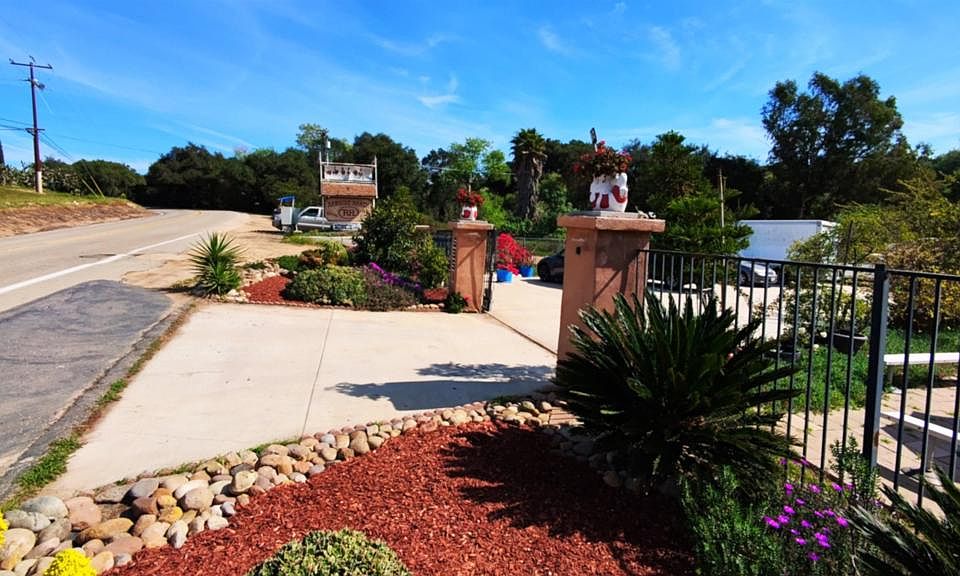 1st image of 6951 W Lilac Rd