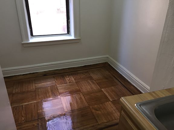 4th image of 493 Lincoln Pl APT 2G