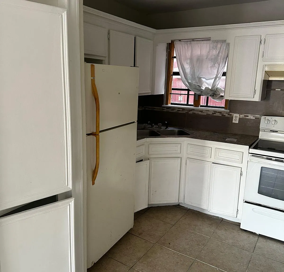 444 Galveston Road Apt F - 1 — Photo 1