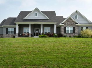 1124 Kensington Dr, Alexandria, KY 41001