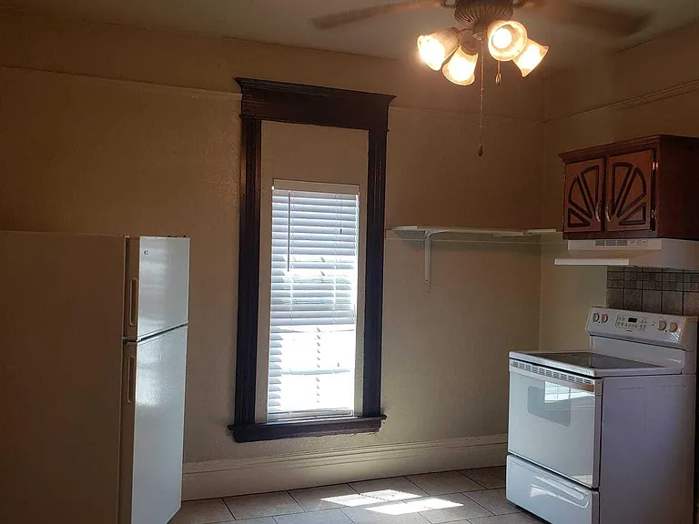 617 Prospect St #2 — Photo 8