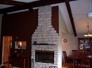 442 S Edgewood Ave, Wood Dale, IL 60191
