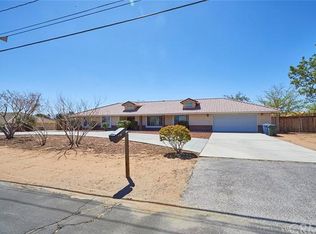 20187 Yucca Loma Rd, Apple Valley, CA 92307