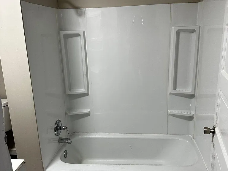 31 Franklin Ave — Photo 13