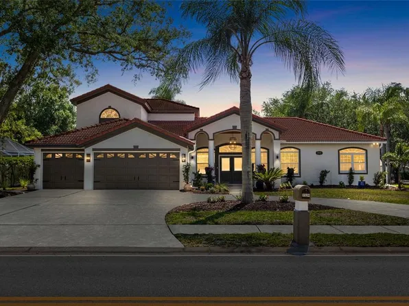 1534 E LAKE WOODLANDS PARKWAY, OLDSMAR, FL 34677