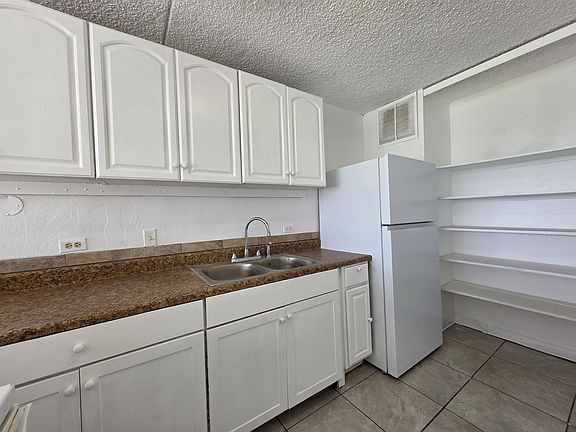 5th image of 111 Kahului Beach Rd APT B306