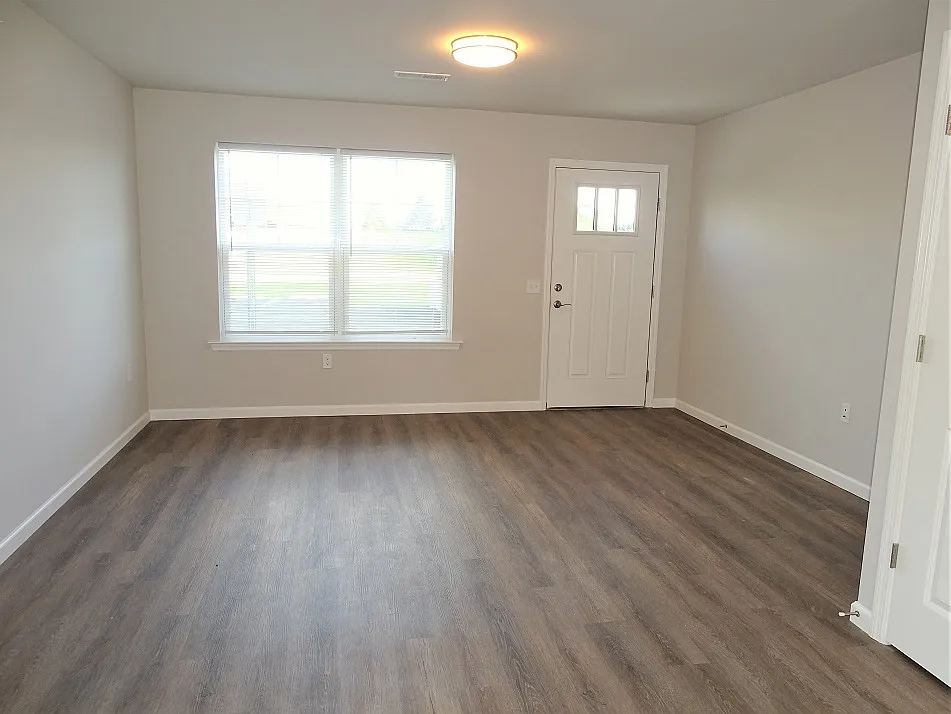 2 bed, 1031 sqft, $1,650 — Photo 2