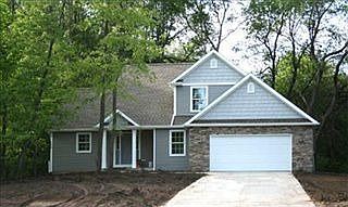 1st image of 9081 Richland Woods Dr