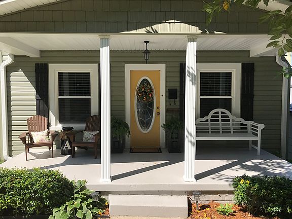25'W x 8'D Porch