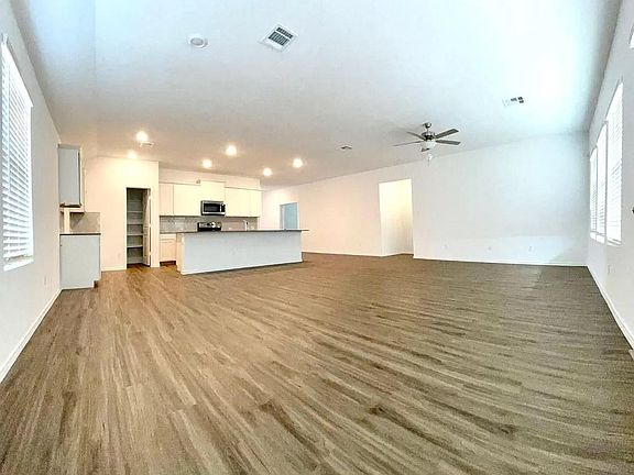 2nd image of 100 Ulmus St