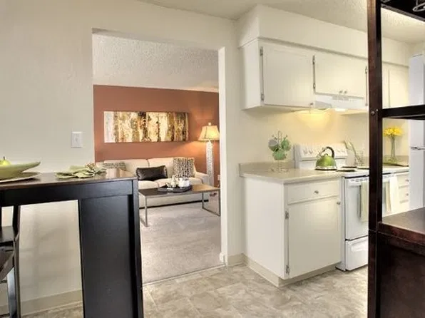 Greenbriar Villa Apartments