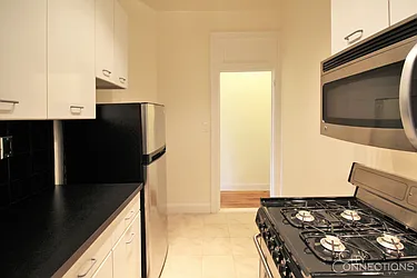 Rented by City Connections Realty