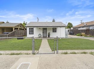 813 N Hall St, Visalia, CA 93291