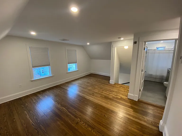 37 Spencer Ave #3 — Photo 1