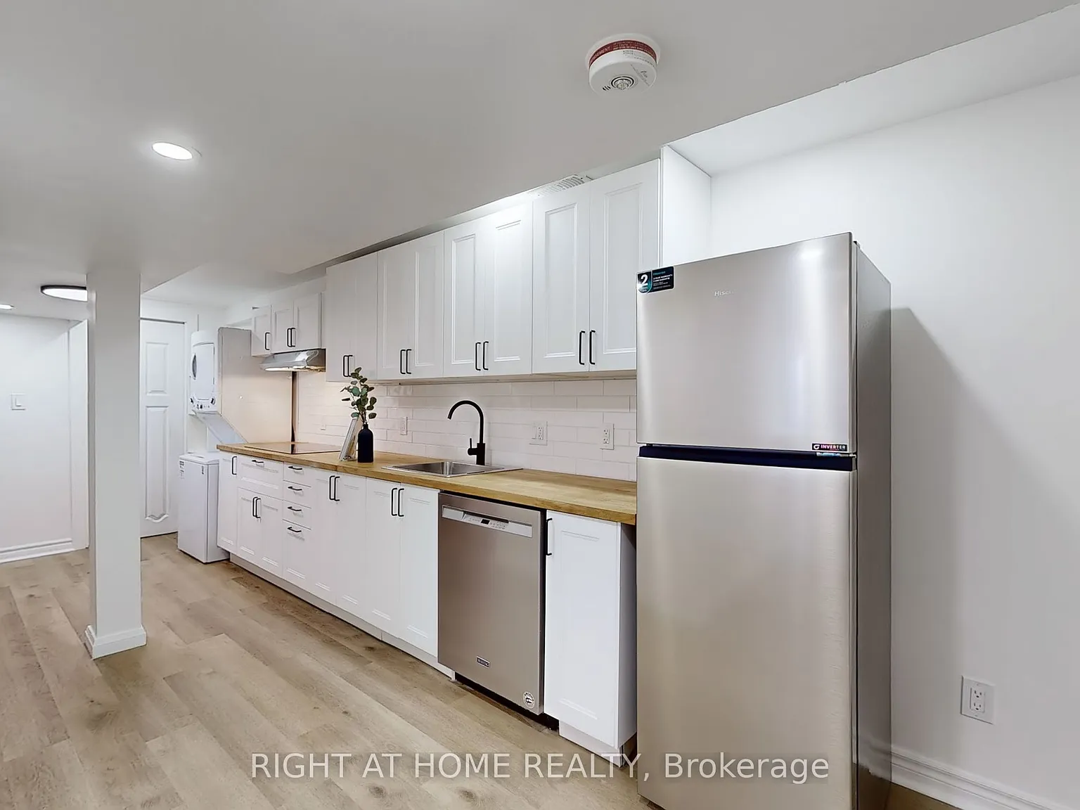 1 bed, $1,695 — Photo 3