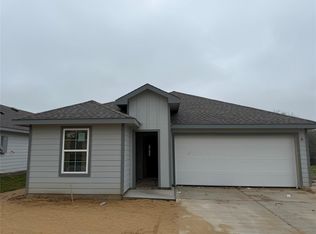 1276 Hickory Grove St, Brenham, TX 77833