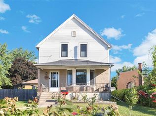 934 Grand Marais Rd E, Windsor, ON N8X 3J2