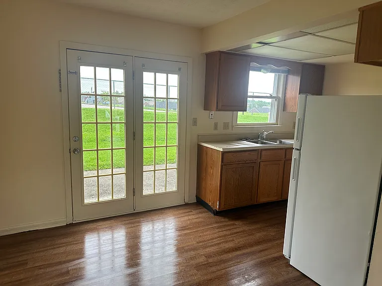 102 Hager Dr #K — Photo 5