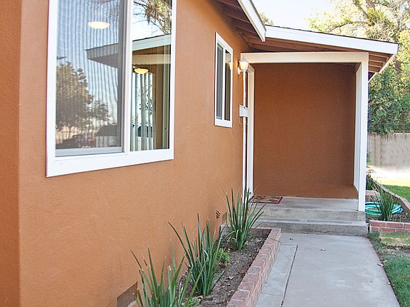 4th image of 1421 W Feemster Ave