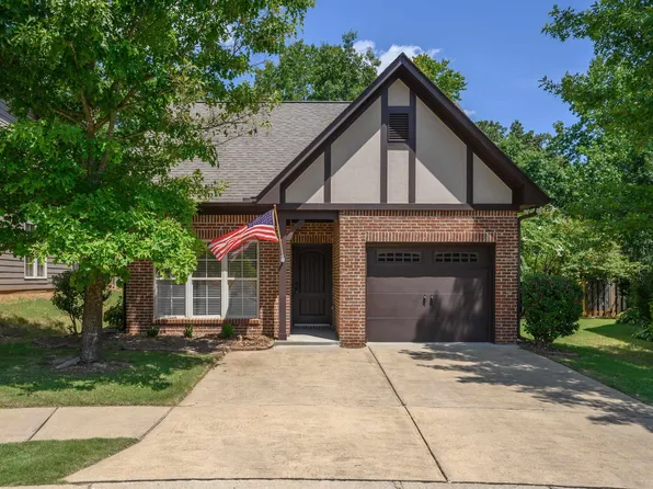 221 Kingston Ct, Birmingham, AL 35211