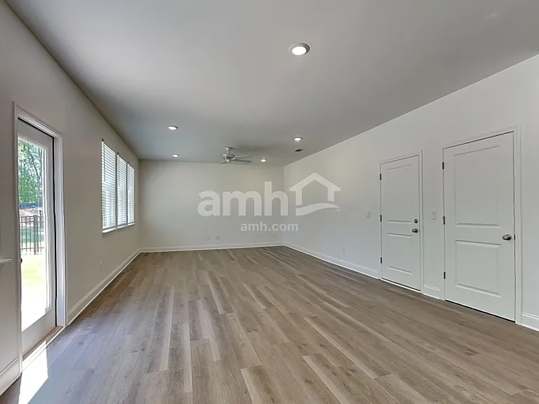 246 Hickory Pointe Loop — Photo 6