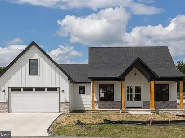 5125 Retriever Ln, McGaheysville, VA 22840