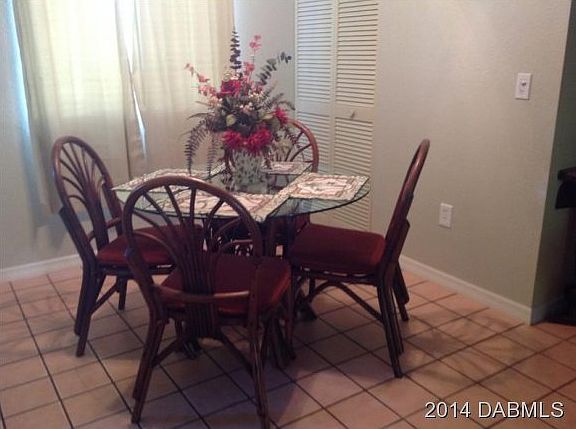 4th image of 3228 Silver Palm Dr