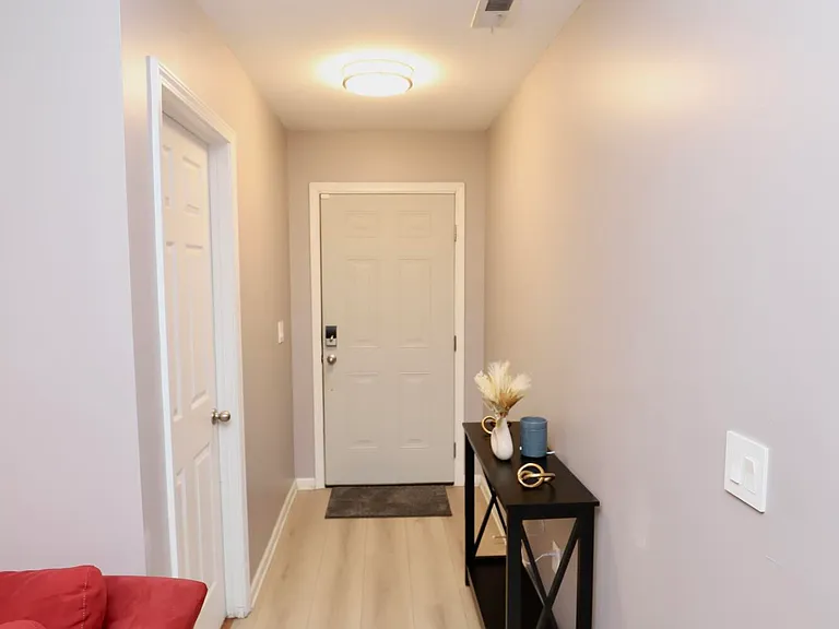 1733 Benelli St — Photo 7