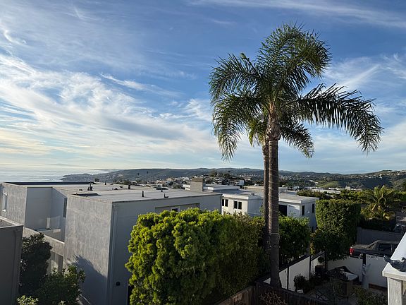 3rd image of 883 Acapulco St