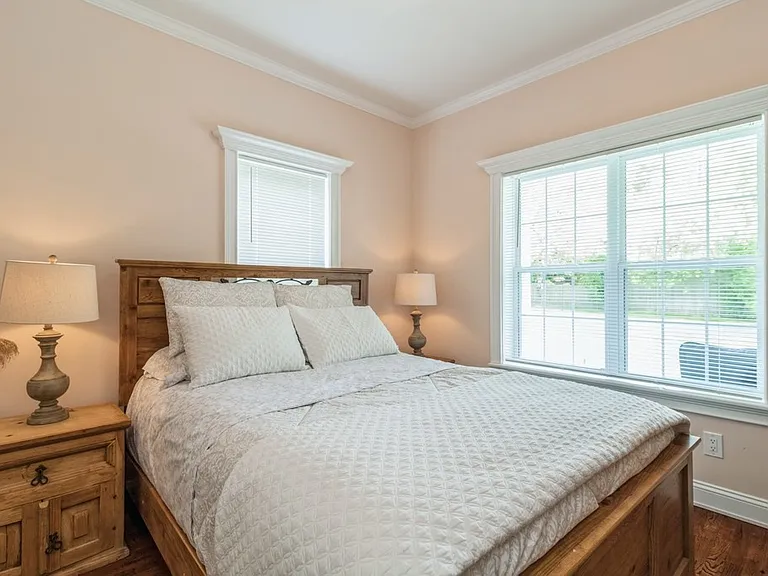 529 Montauk Hwy — Photo 17