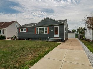30308 Barjode Rd, Willowick, OH 44095