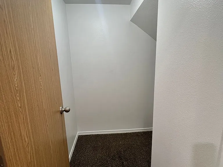 1620 W Lee St #4 — Photo 5